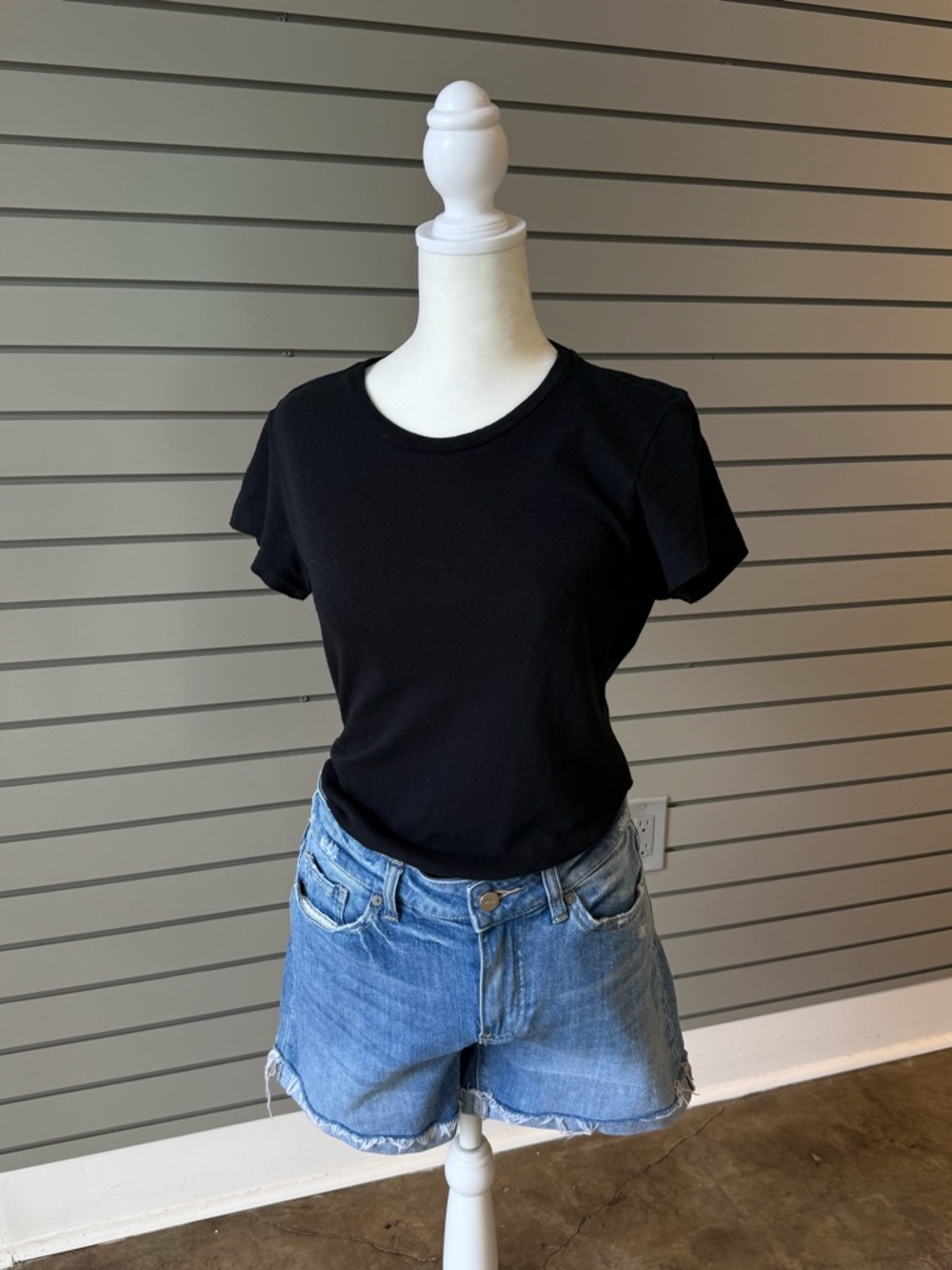 Re/Done Black Short Sleeve Crew Tee